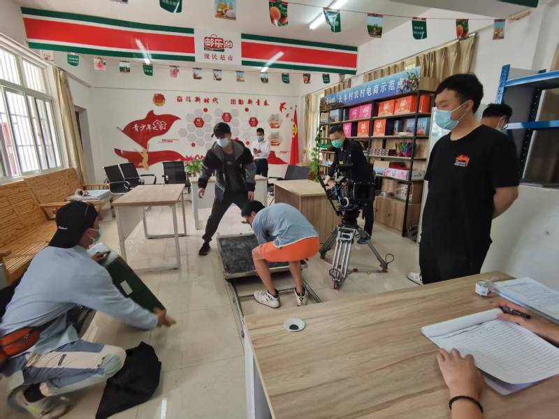 文圣区广告片拍摄公司：极简主义践行者，少即是多的视觉哲学